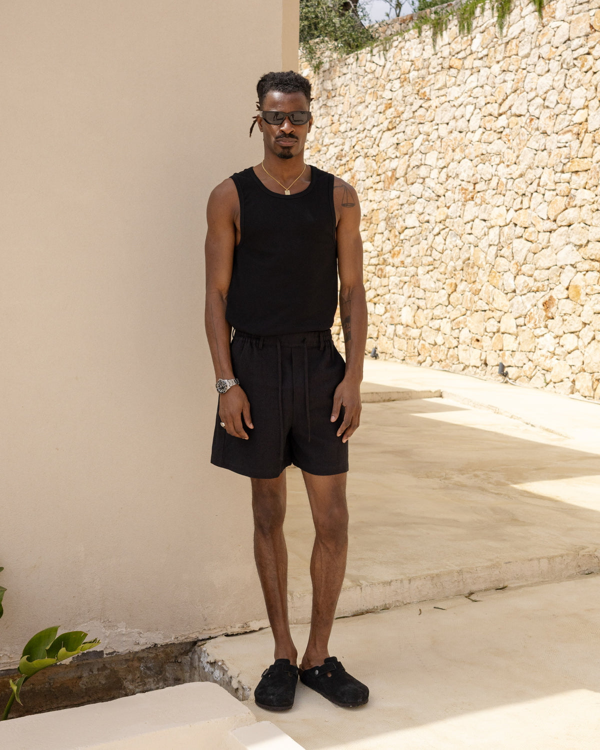 Rib Tank - Black campaign image 3
