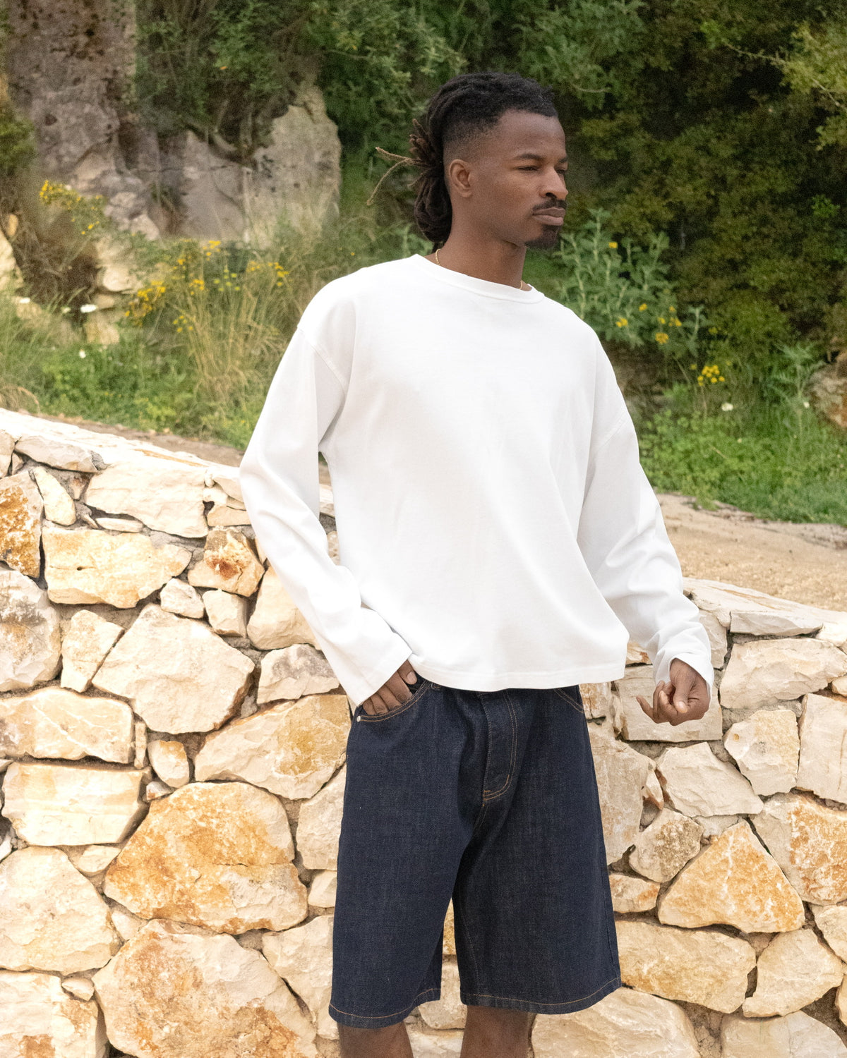 Cropped Long Sleeve T-Shirt - Bone White campaign image 2