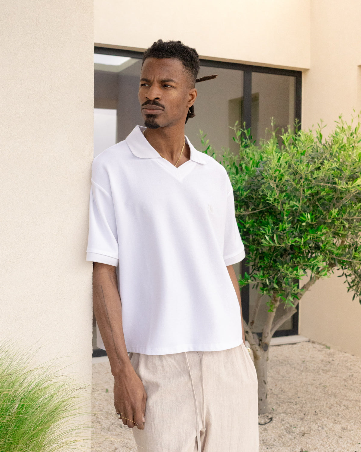 Cropped Polo - White campaign image 5