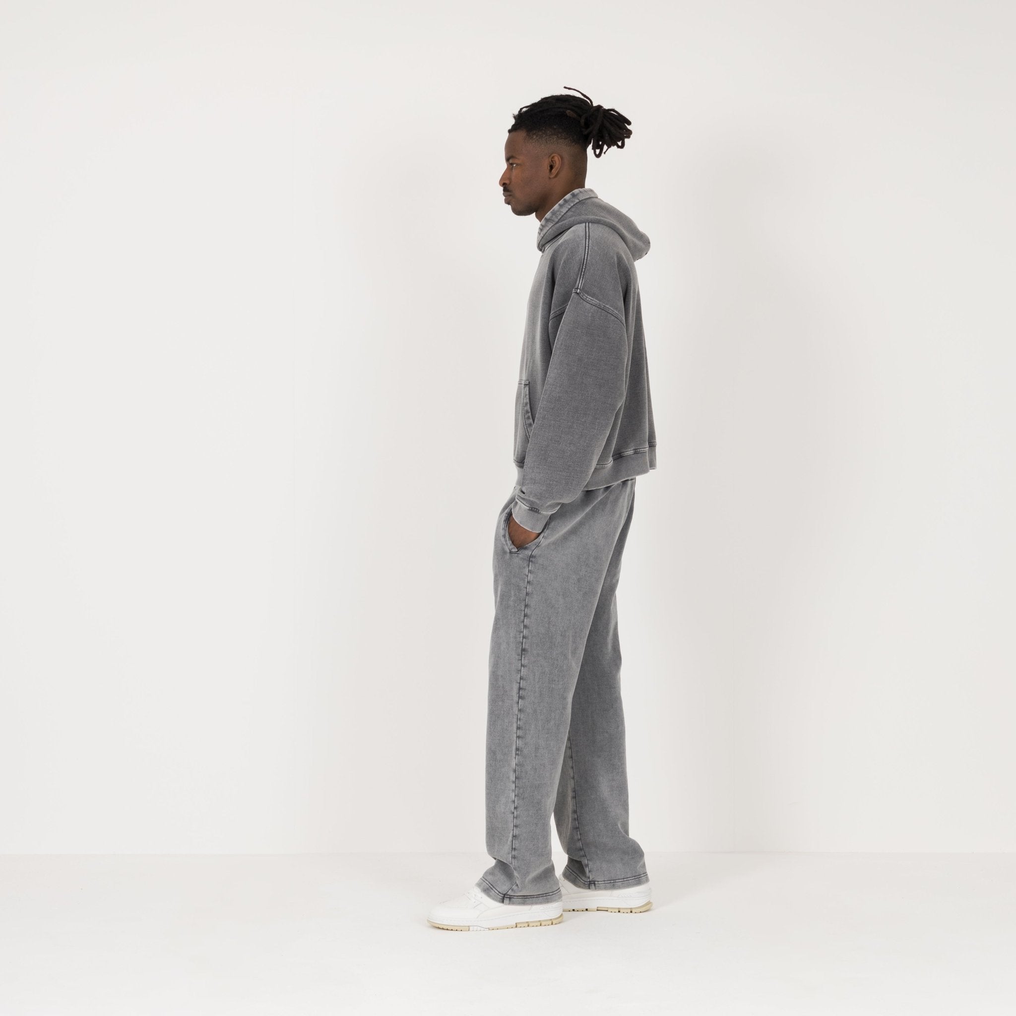 cropped-hoodie-vintage-grey-