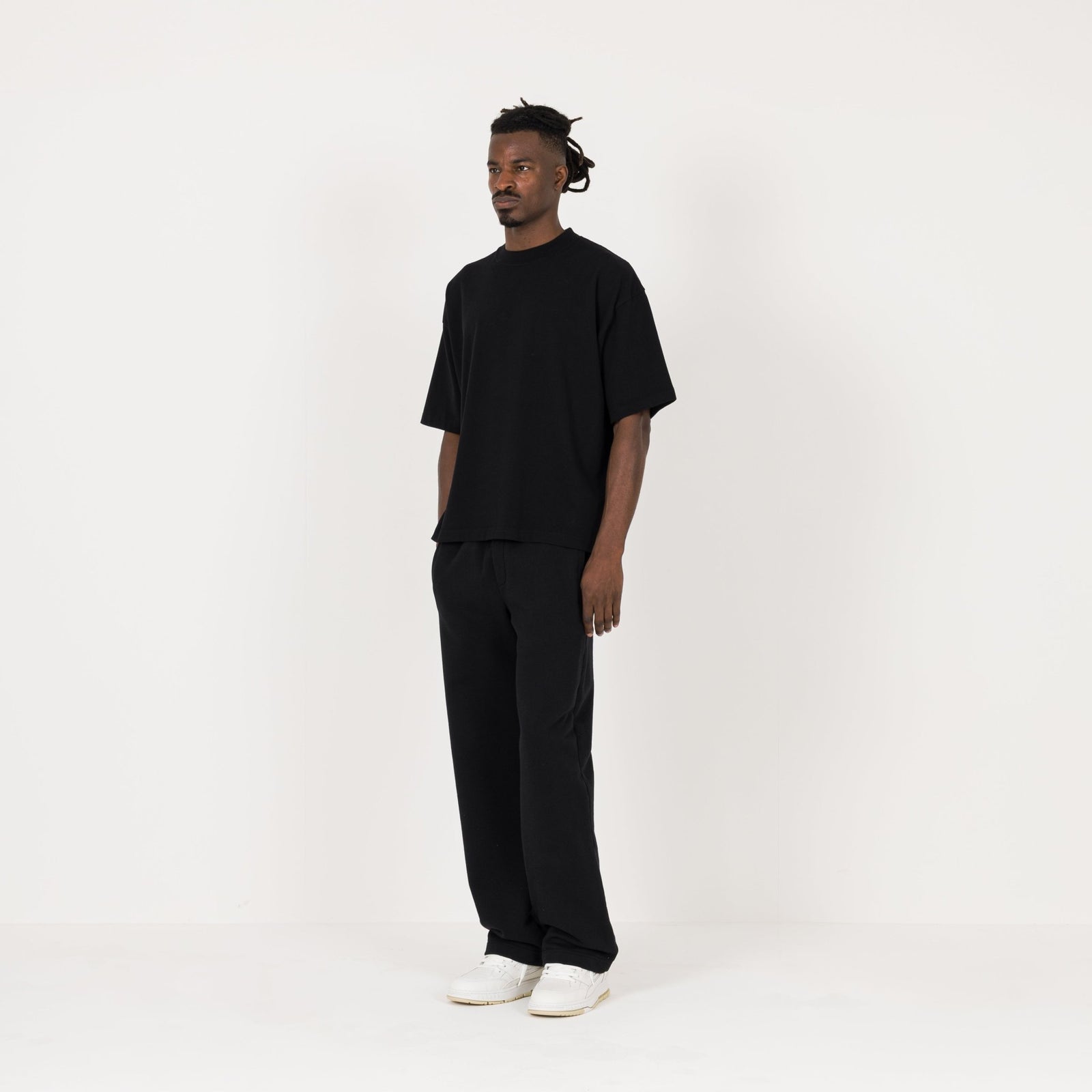 トップス THEREDTHREAD blur symbol t-shirt cropped THEREDTHREAD / ザレッドスレッド】S blur symbol t-shirt cropped