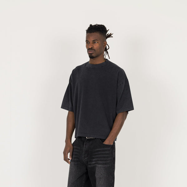 Cropped T-Shirt - Vintage Black - Destructive