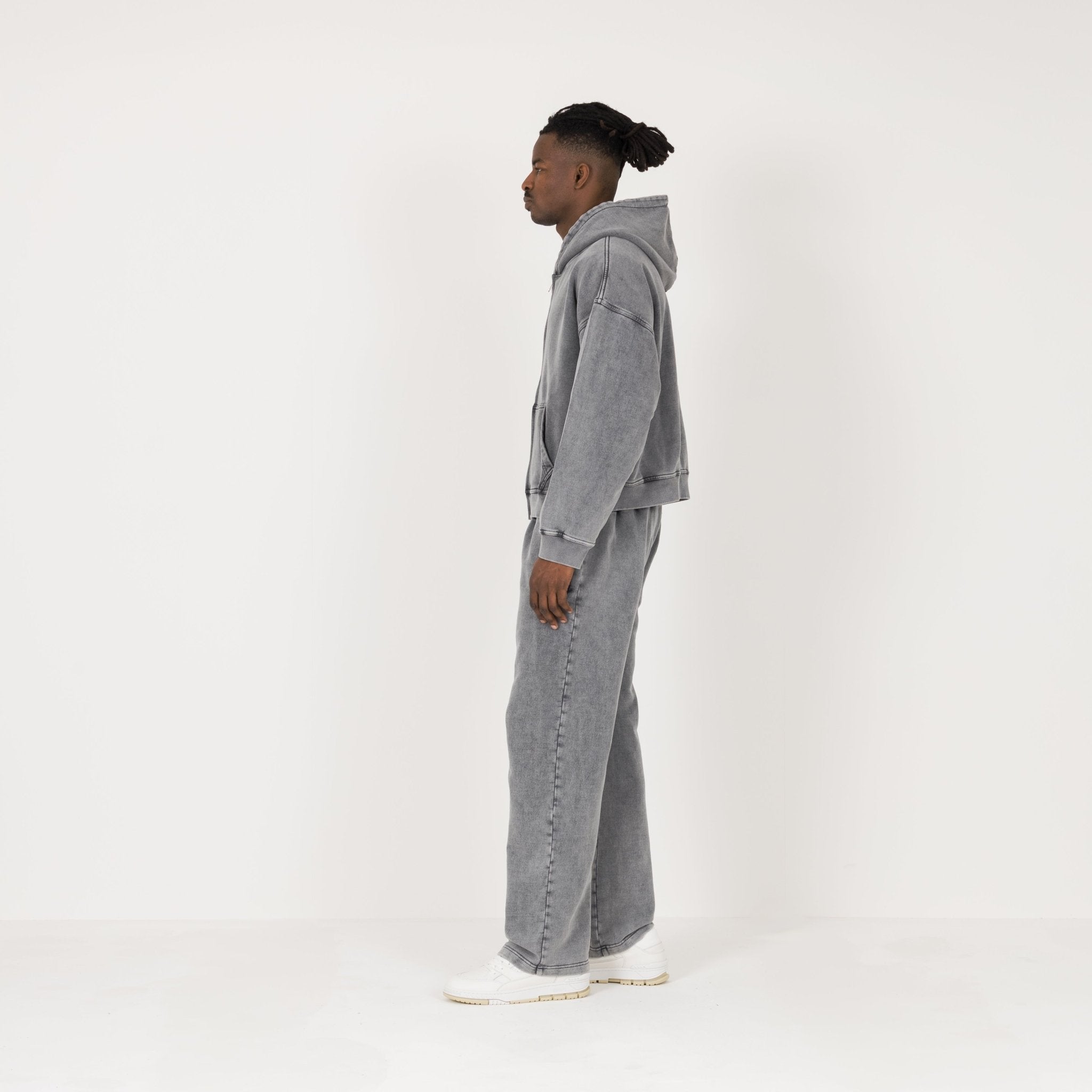 トップス Perverze 25AW CroppedHoodieKnit Top Gray AUTUMN / WINTER 2025｜PERVERZE | パーバーズの公式オンラインストア