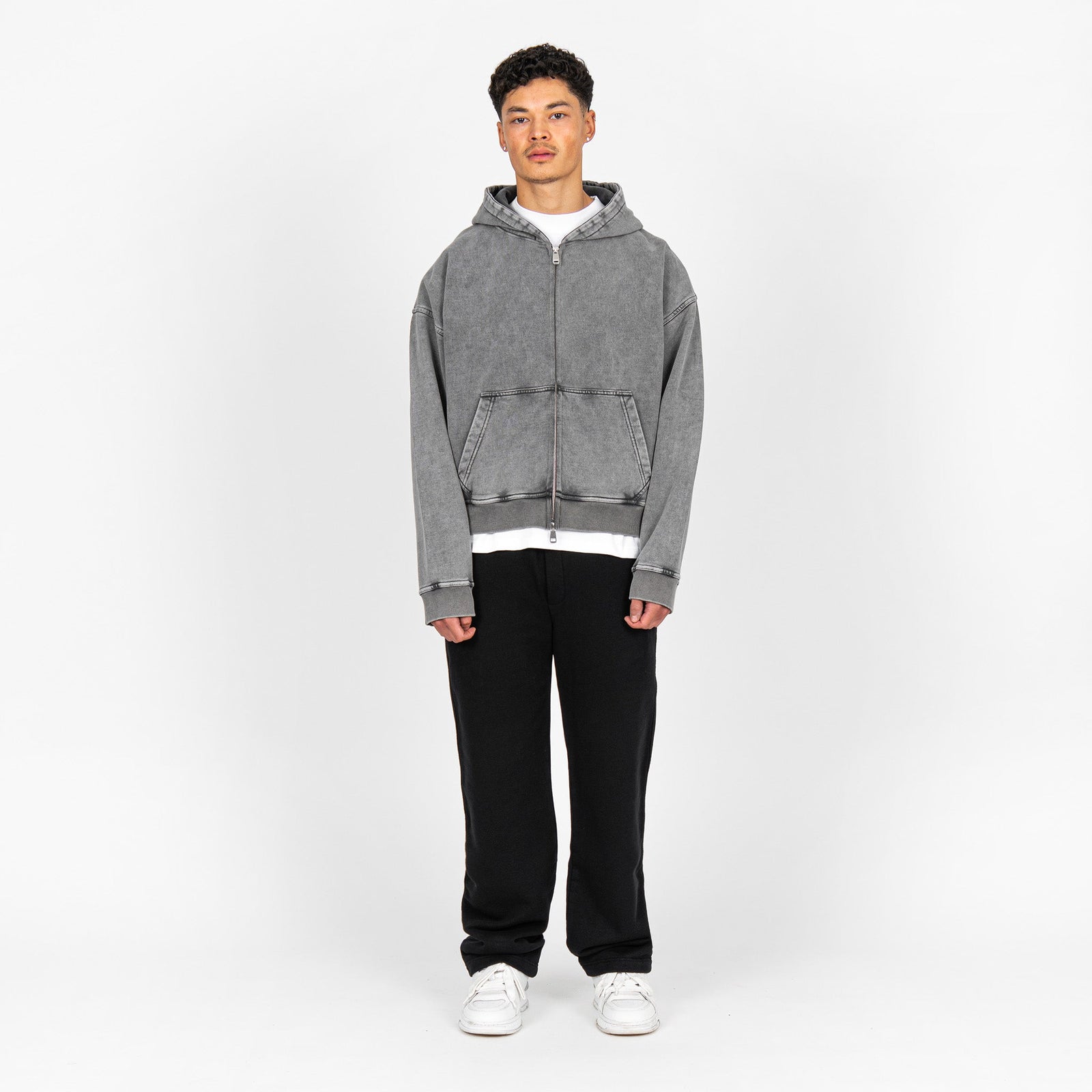 THEREDTHREAD / ザレッドスレッド】S zipup hoodie cropped