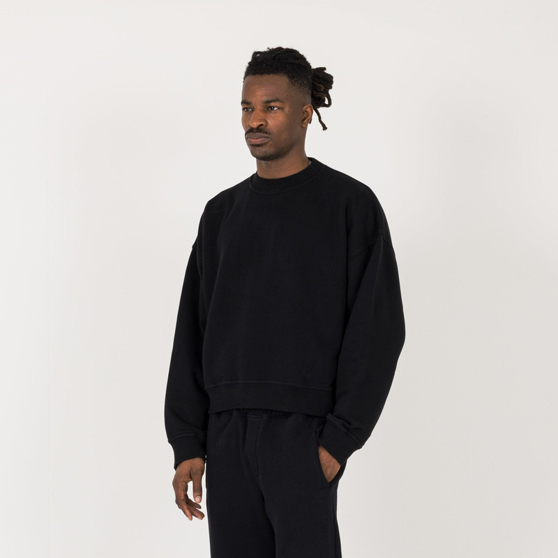 Cropped Sweatshirt - Black - Destructive
