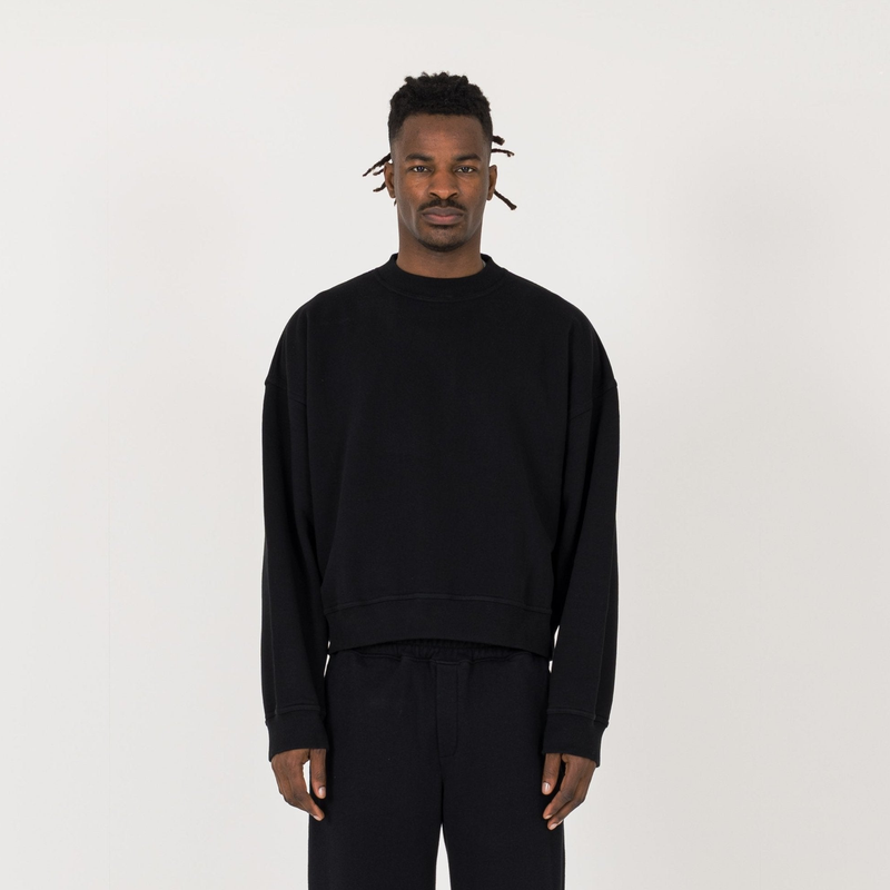 Cropped Sweatshirt - Black - Destructive