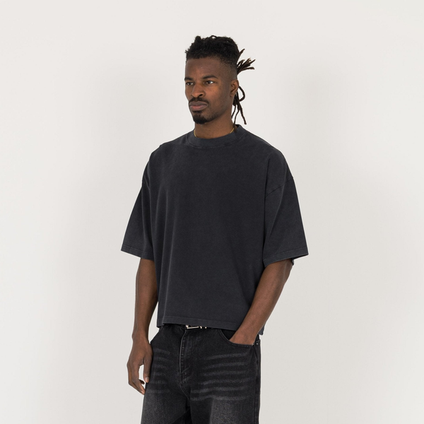 Cropped T-Shirt - Vintage Black - Destructive