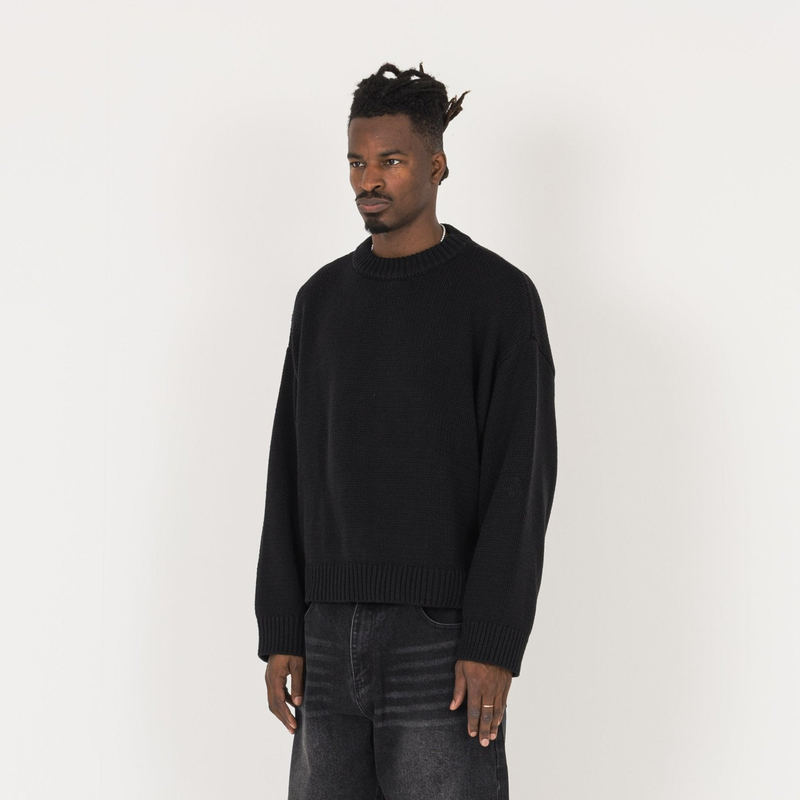 Knitted Sweatshirt - Black - Destructive