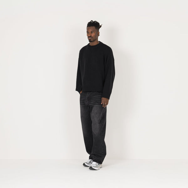 Knitted Sweatshirt - Black - Destructive