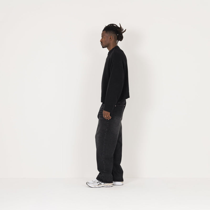 Knitted Sweatshirt - Black - Destructive