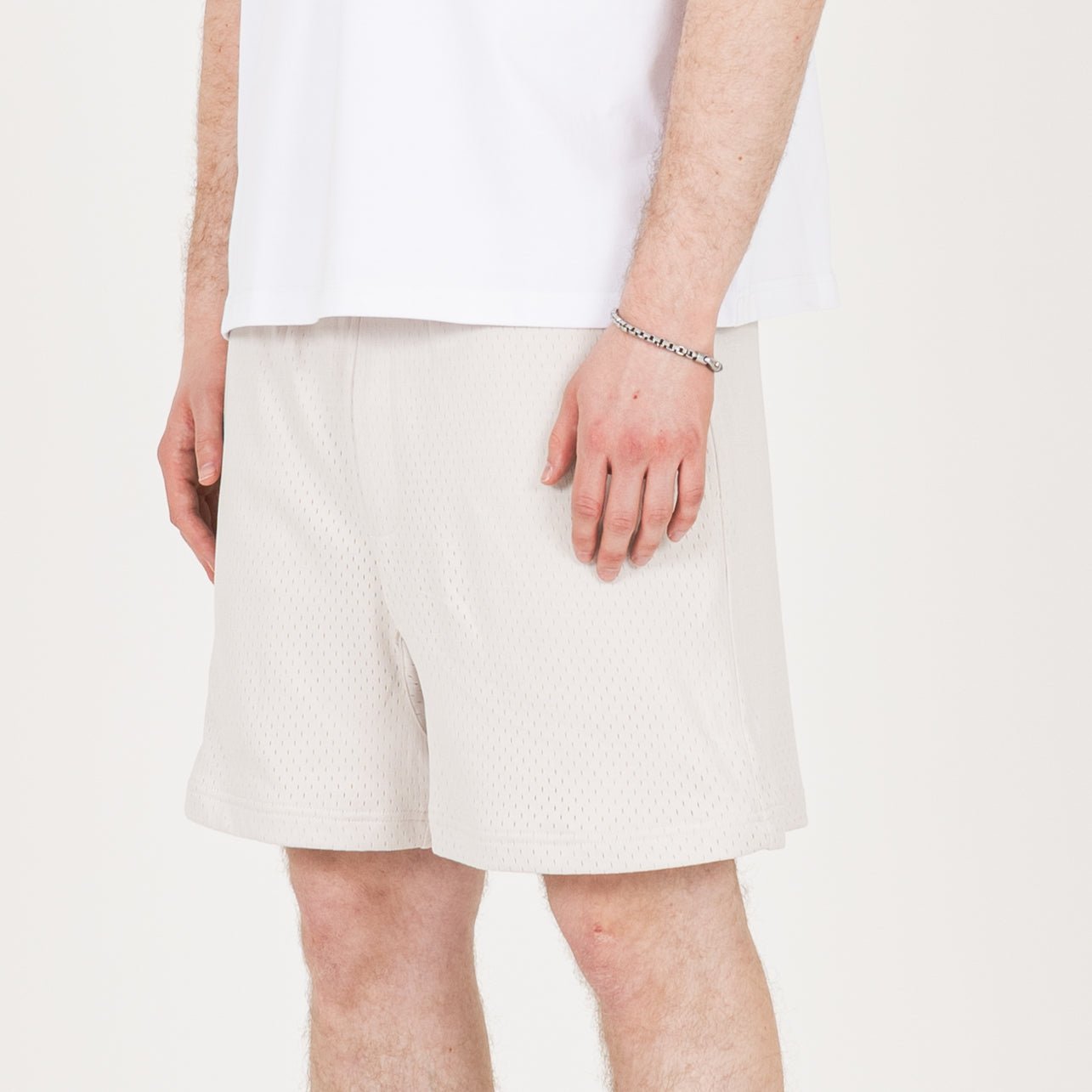 mesh-short-off-white-