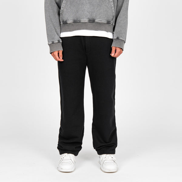 Relaxed Sweatpant - Black - Destructive