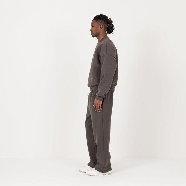 Sculpt Sweatshirt - Moor Brown - Destructive