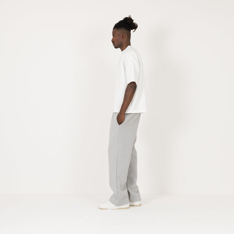 Sculpt T-Shirt - White - Destructive