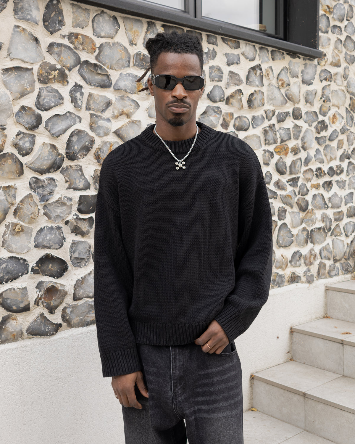 Knitted Sweatshirt - Black campaign image 1