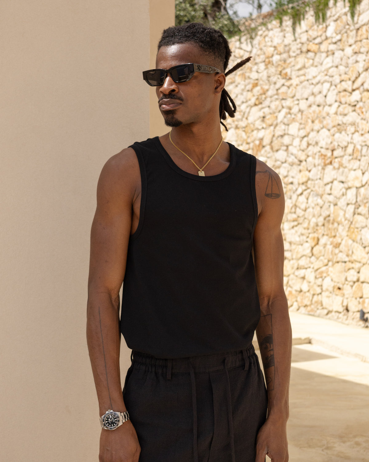 Rib Tank - Black campaign image 1