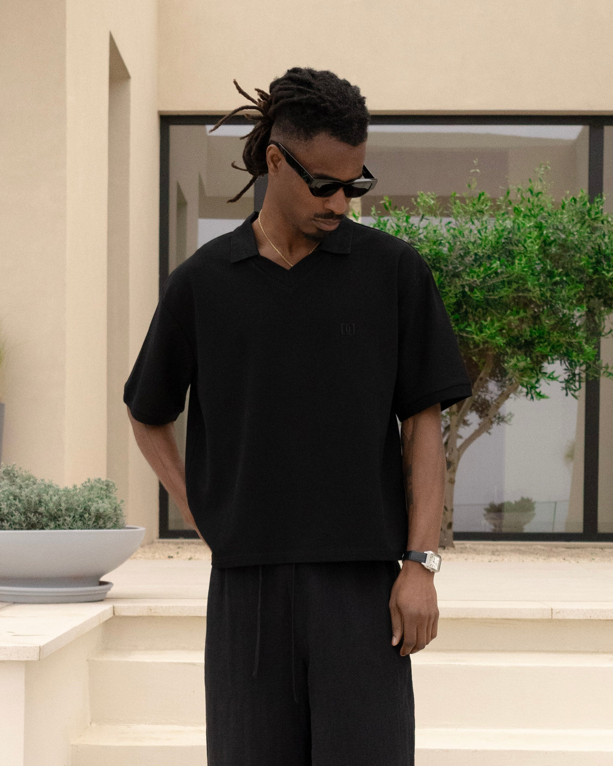 Cropped Polo - Black campaign image 1