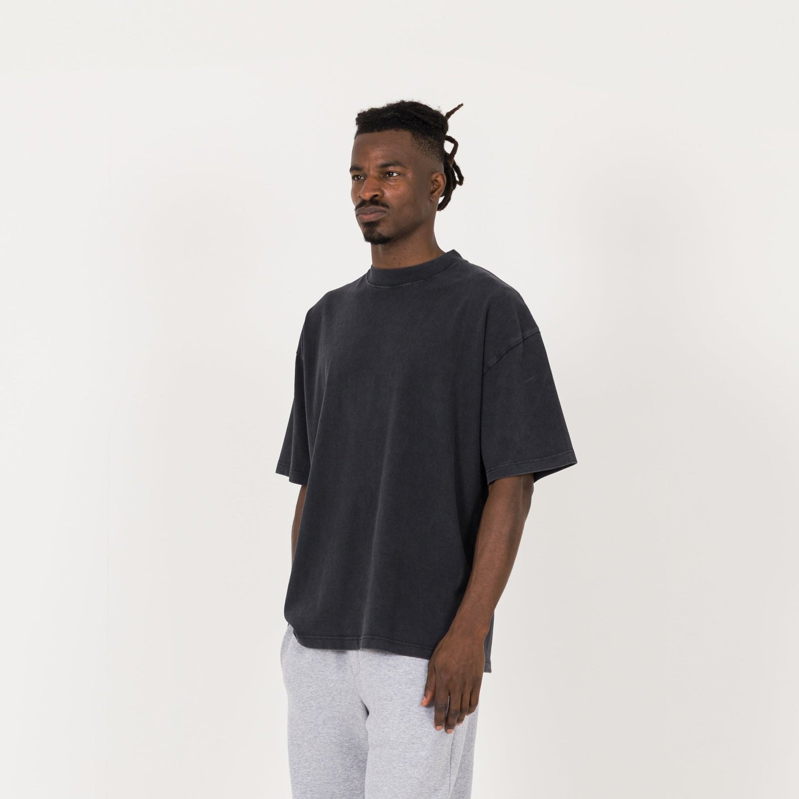 t-shirt-vintage-black-